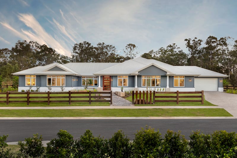 image upload c_limit,f_auto,w_800 v1763012794 home-designs hunter facades hunter-33 hunter-house-design-hampton-facade