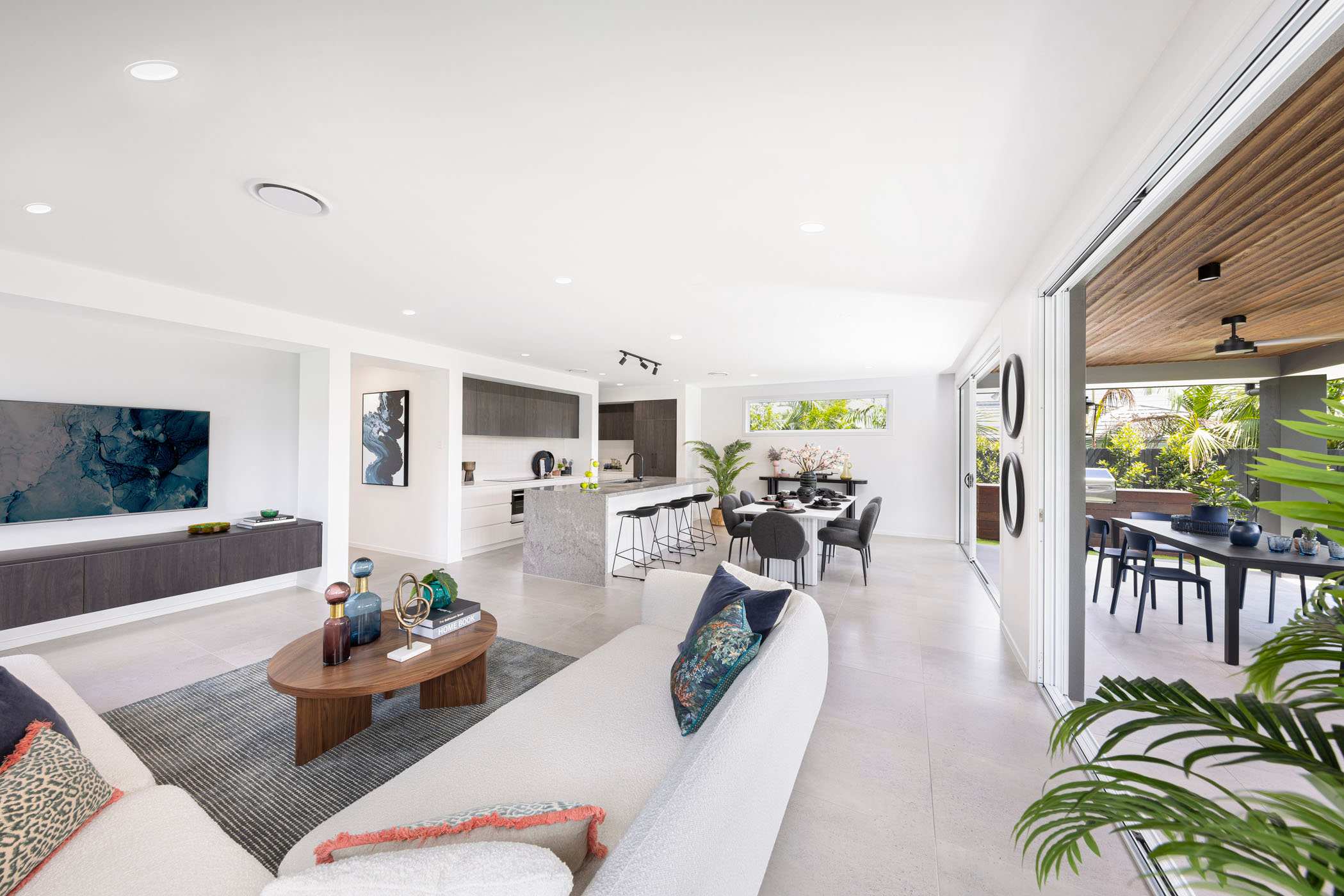 Preston 35 home design living room