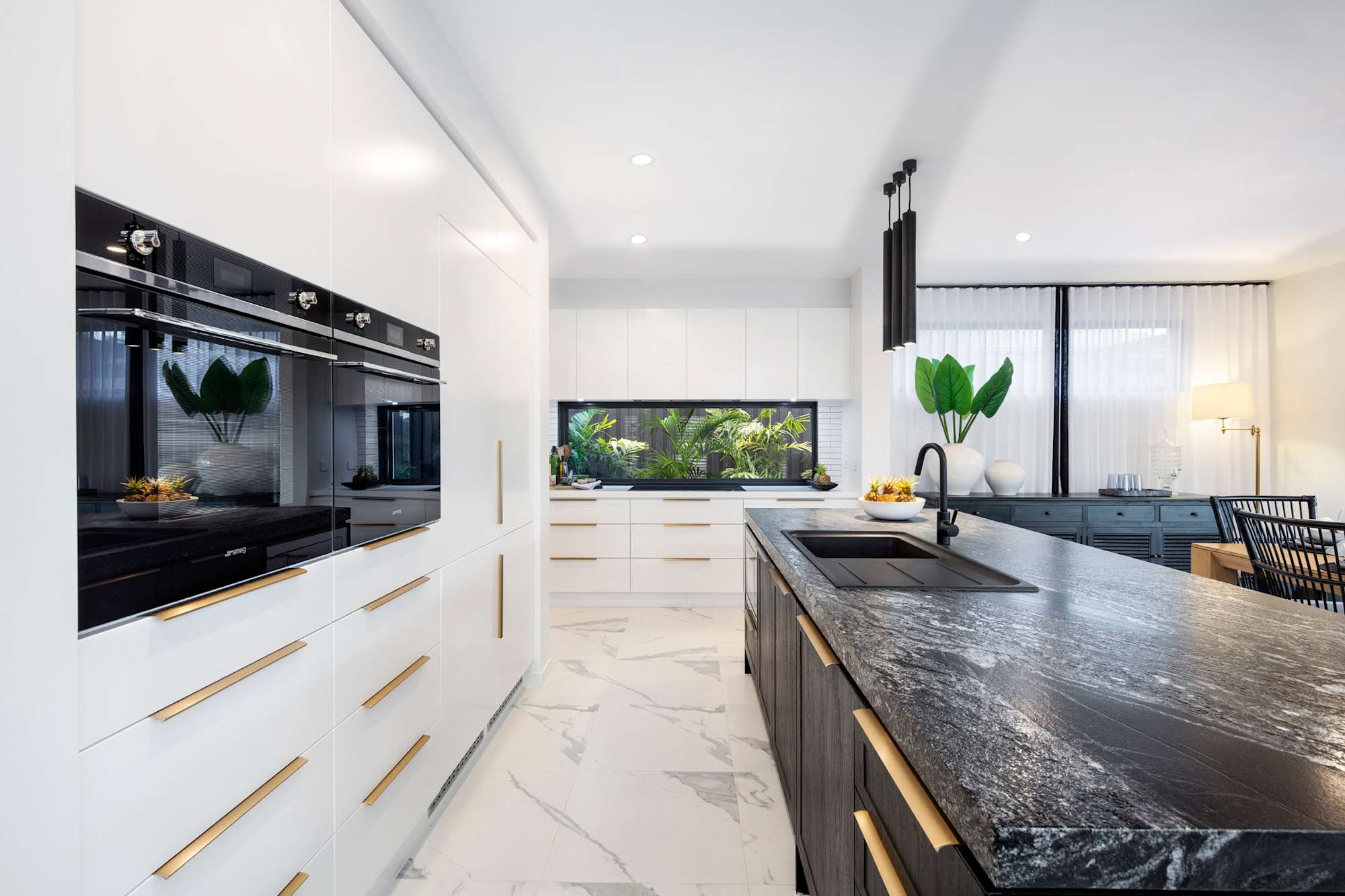 Preston 40 home design kitchen. Urban design style. Narrow block design.